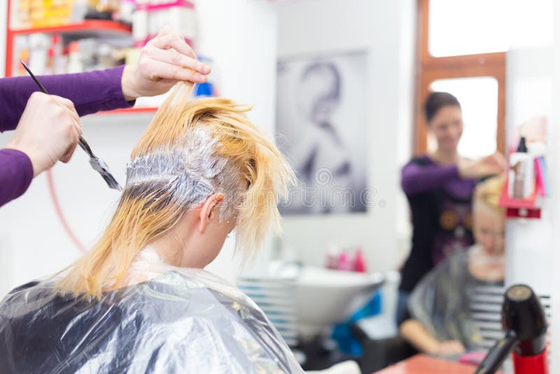 Why Do Hairdressers Dye Hair Before Cutting?